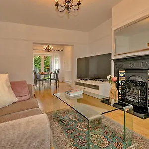 Holiday home Finest Retreats - Debarnes House