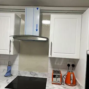 Apartment 2 Bed Near Nec Airport, Jlr, Wrld